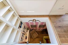 Colourful 3 Bed Notting Hill With A C