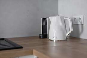 Krakow Stylish Apartment by Renters