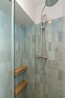 Krakow Stylish Apartment by Renters