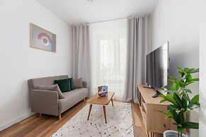 Krakow Stylish Apartment by Renters