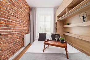 Krakow Stylish Apartment by Renters