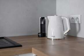 Krakow Stylish Apartment by Renters