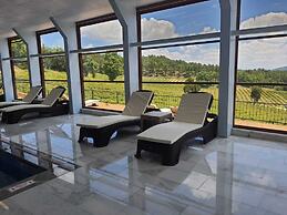 La Vie En Rose Otel by Söğütdağı