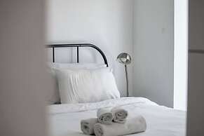 Grand STU SeaView Balcony by Sea N' Rent