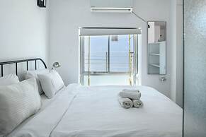 Grand STU SeaView Balcony by Sea N' Rent