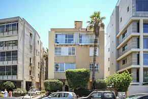 Grand STU SeaView Balcony by Sea N' Rent