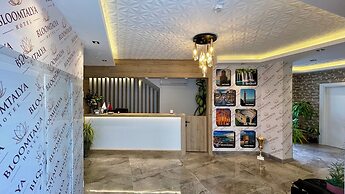 Bloomtalya Hotel