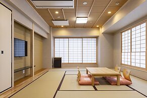 RYOKAN GINKAKU KYOTO