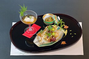 RYOKAN GINKAKU KYOTO