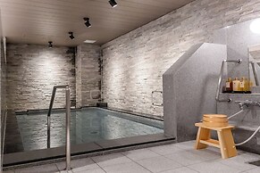 RYOKAN GINKAKU KYOTO