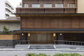 RYOKAN GINKAKU KYOTO