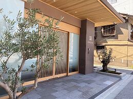 RYOKAN GINKAKU KYOTO