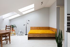 Studio Mostowa Krakow by Renters