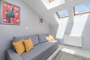 Studio Mostowa Krakow by Renters