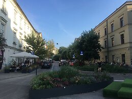Studio Mostowa Krakow by Renters