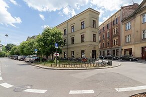 Studio Mostowa Krakow by Renters