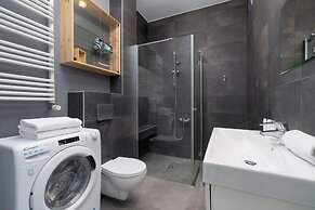 Studio Mostowa Krakow by Renters