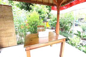 OYO 92756 Kos Moncok