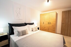 Marianthi Beach House by Checkin