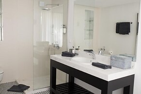 Sea Sense Boutique Hotel