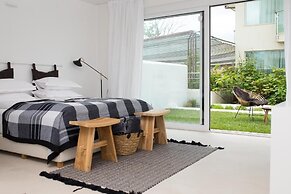 Sea Sense Boutique Hotel