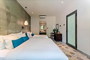 Lacasa Old Town Villa