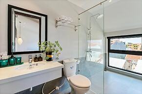 Lacasa Old Town Villa