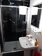 Cadillac Kustomz Guest House