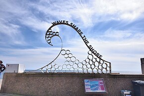 Flat 2, 10 Seafield Road