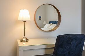 Flat 2, 10 Seafield Road