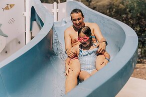 Tamarit Beach Resort