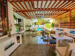 Angel Boutique Hotel