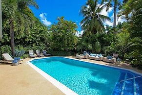 Palm Grove by Bluescape
