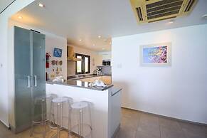 Ocean Reef 203 3 Bedroom Apts by Bluescape