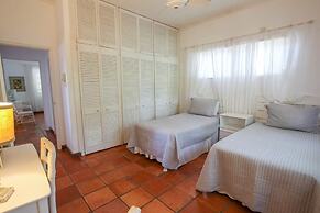 Church Point Cottage 3 Bedroom Home by Bluescape