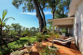 Church Point Cottage 3 Bedroom Home by Bluescape