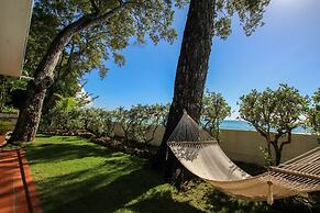 Church Point Cottage 3 Bedroom Home by Bluescape