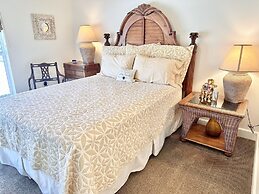 Turtle Cove 3 Bedroom Townhouse by RedAwning