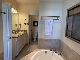 Turtle Cove 3 Bedroom Townhouse by RedAwning