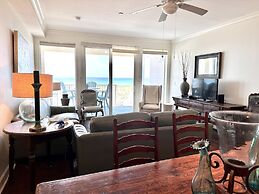 Turtle Cove 3 Bedroom Townhouse by RedAwning