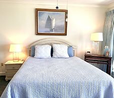 Turtle Cove 3 Bedroom Townhouse by RedAwning