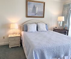 Turtle Cove 3 Bedroom Townhouse by RedAwning