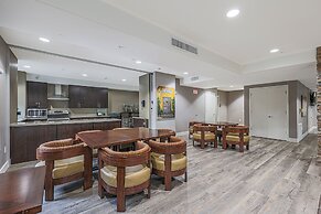 Villa Toscana 2 Bedroom Condo by RedAwning