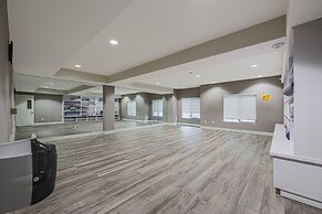 Villa Toscana 2 Bedroom Condo by RedAwning