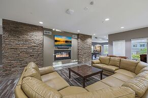 Villa Toscana 2 Bedroom Condo by RedAwning