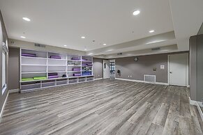 Villa Toscana 2 Bedroom Condo by RedAwning