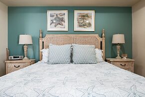 Pair-a-dice 3 Bedroom Home by RedAwning