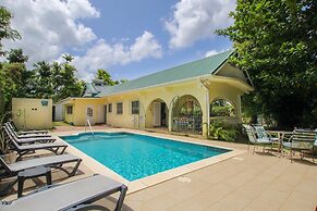 Aqua Bliss 3 Bedroom Home by Bluescape