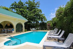 Aqua Bliss 3 Bedroom Home by Bluescape
