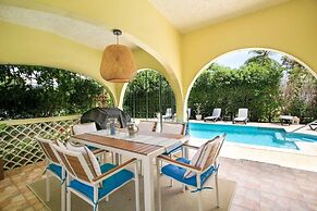 Aqua Bliss 3 Bedroom Home by Bluescape